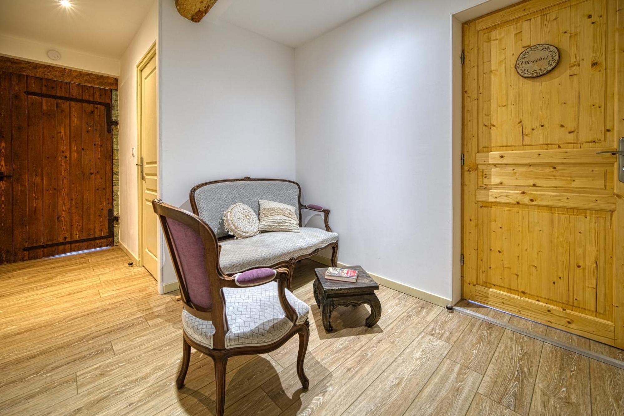 Maison Michonieres - Gite 3 Etoiles - 8 Personnes Miribel  Dış mekan fotoğraf